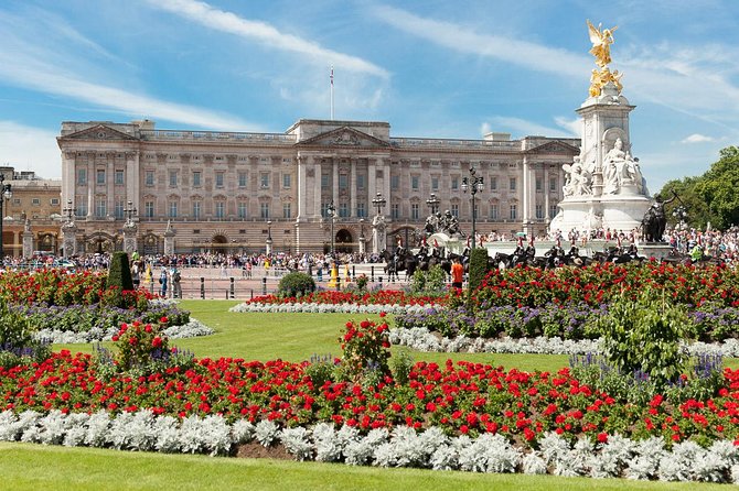 Buckingham Palace Entrance Ticket & Changing of the Guard Tour - Buckingham Palace Inside: Audio Guide Freedom with a Time-Limit Reality