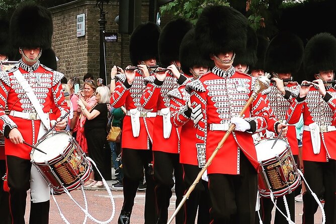 Changing of the Guard Guided Walking Tour in London - Price and value: $25.52 for a short, high-demand experience