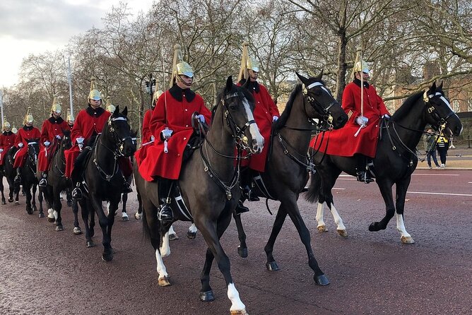 Changing of the Guard Guided Walking Tour in London - Pace and physical demands: stairs and marching are part of the deal