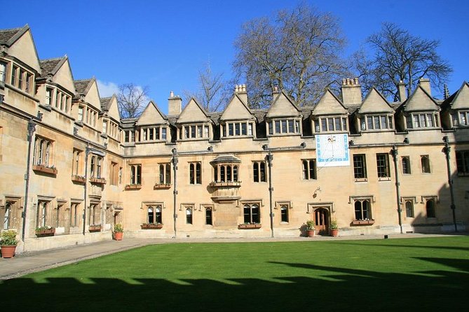 Cotswolds Villages and Oxford Full Day Tour from London - Starting in South Kensington at 7:30am, then leaving London behind