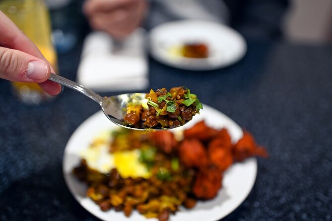 East London Indian Food Tour with 8+ Authentic Food Tastings - East London’s Curry Road Starts at Whitechapel Art Gallery