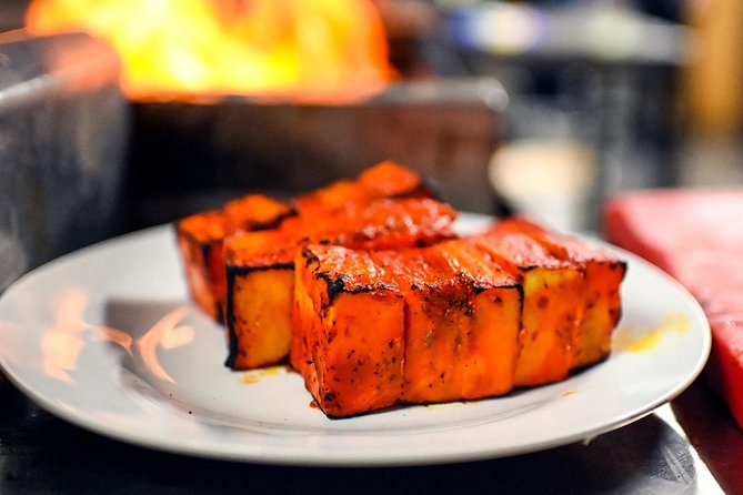 East London Indian Food Tour with 8+ Authentic Food Tastings - What You Actually Eat: Curries, Savories, Naan, Rice, and More