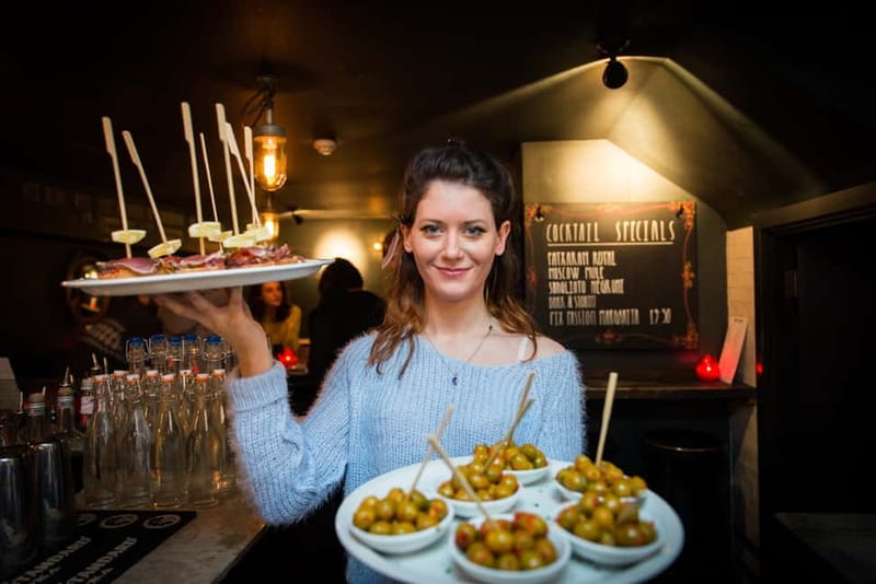 Eating London: Twilight Soho VIP Food & Drinks Tour - Stop 1: Gunpowder Soho and its Indian flavors with a Soho edge