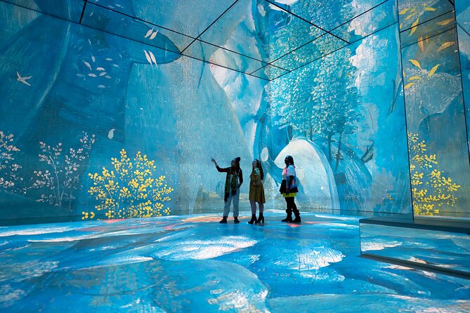 Frameless - Immersive Art Experience in London - The World Around Us: 360-degree cityscapes and seascapes