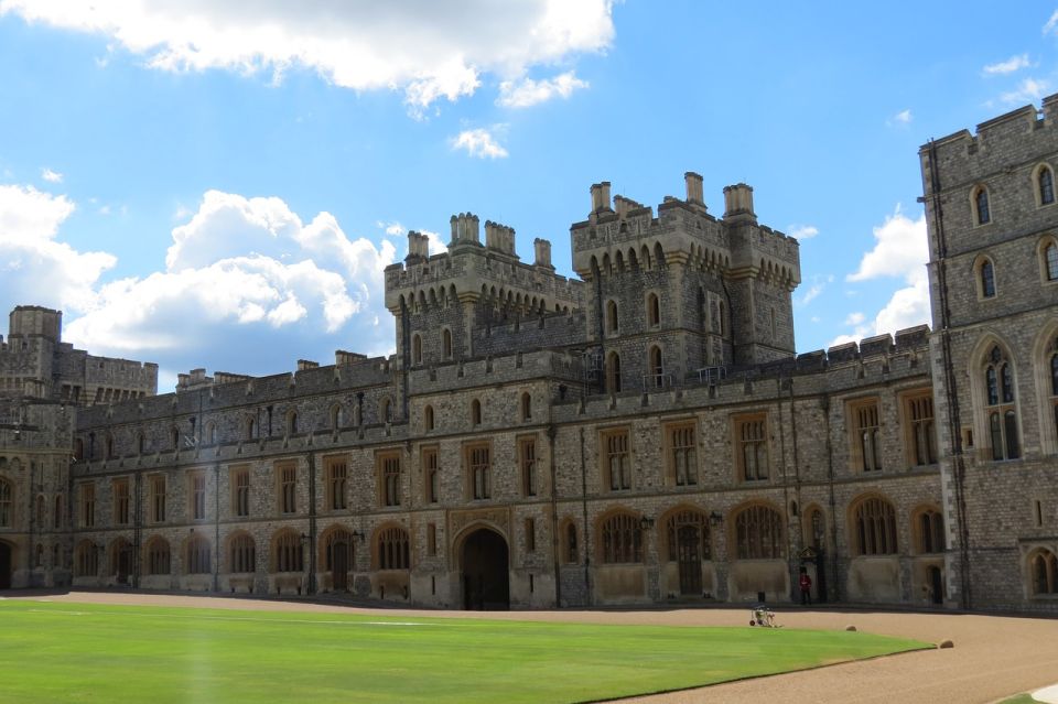 From London: Half-Day Trip to Windsor with Castle Tickets - Getting to Windsor from London without the hassle