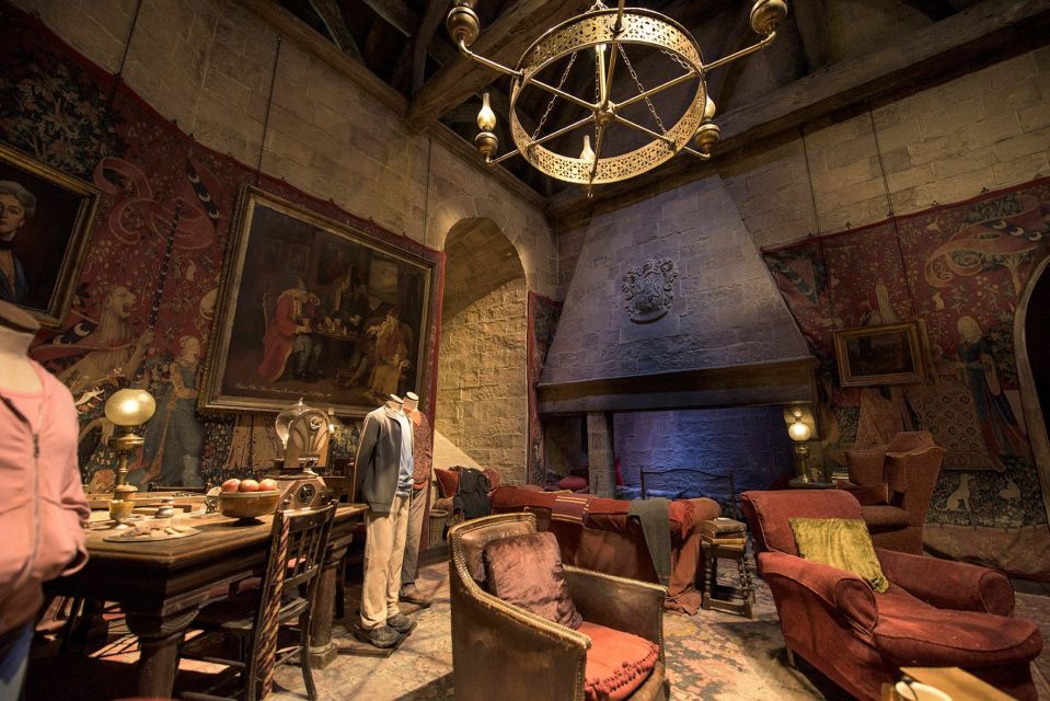 From London: Harry Potter Family Package with Transfers - Food, Shopping, and the All-Important Gift Shop Window