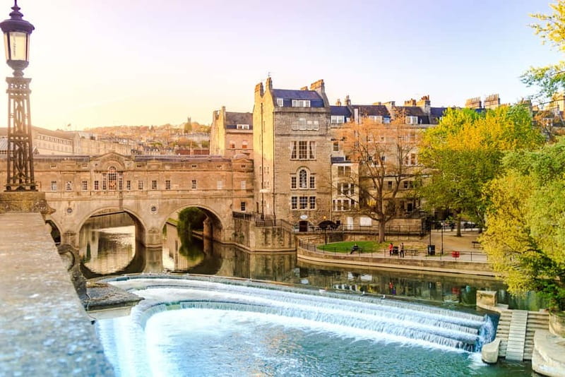 From London: Stonehenge and Bath Full-Day Tour with Guide - Bath on your own with drop-off in the city center: what to aim for
