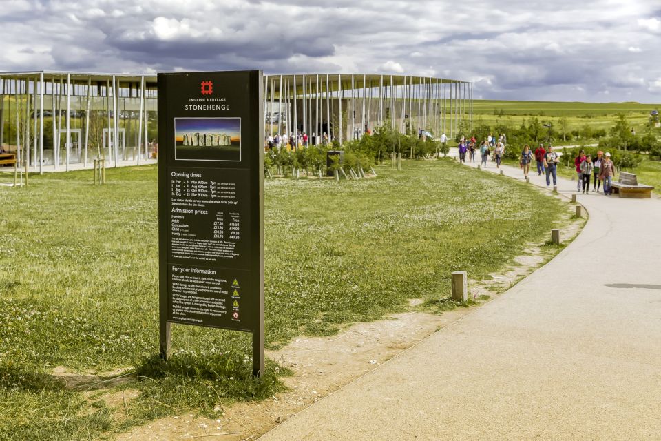 From London: Stonehenge Half-Day Tour - The Coach Ride: Comfortable Seats, Realistic Timing