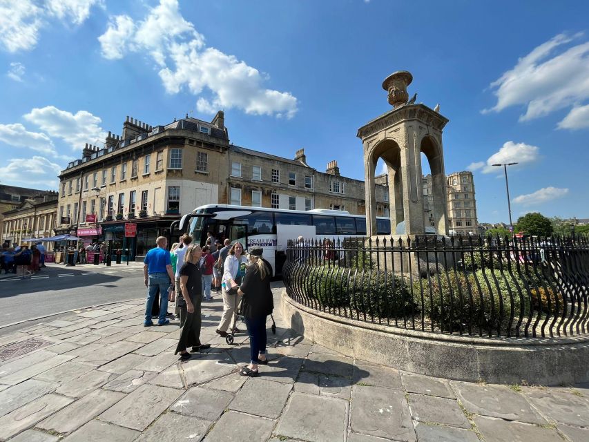 From London: Stonehenge & Roman Baths Full-Day Trip - From Victoria Coach Station to Salisbury Plain: the early start that pays off