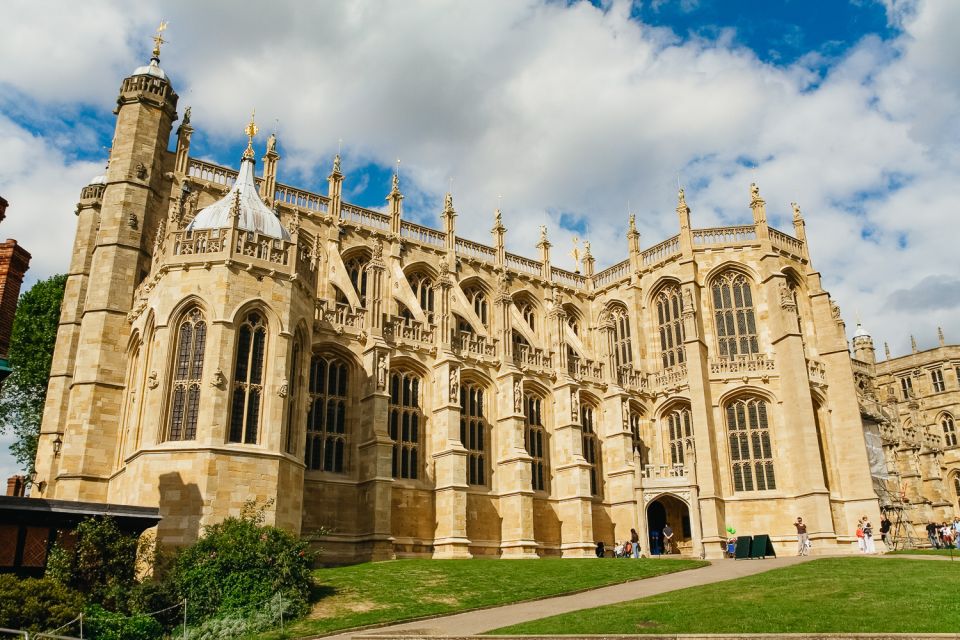 From London: Windsor, Oxford & Stonehenge Full-Day Trip - The pace, and what it means for your expectations