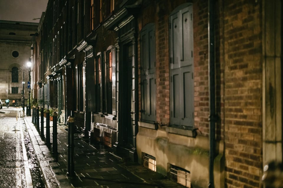 German Language : Original Jack the Ripper Tour - The photo-and-evidence angle: why it’s more than a ghost story