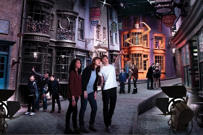 Harry Potter Warner Bros. Studio Tour with Transport from London - Time management: how to avoid the rush feeling