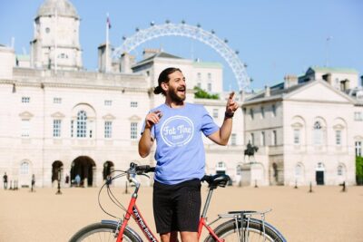 Highlights of Royal London Bike Tour including Hyde Park - Price and value: $58.25 for a 3.5-hour highlight run