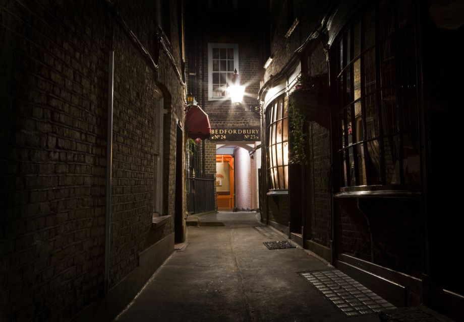 Jack The Ripper Tour in London's East End - Murder sites and the Ripper-linked connections you’ll be asked to weigh