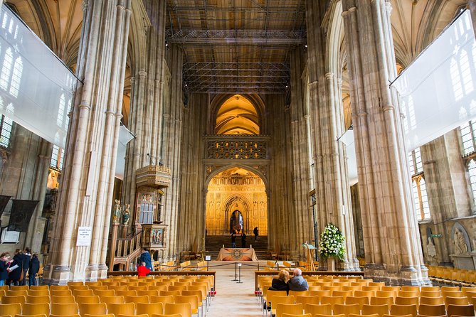 Leeds Castle, Cliffs of Dover and Canterbury Day Trip from London with Guided Cathedral Tour - Canterbury Cathedral guided tour: Gothic architecture plus Thomas Becket context