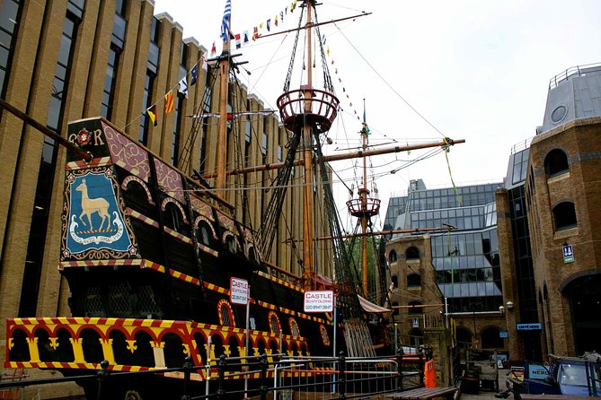 London 30 Top Sights with Fun Local Guide - Whitehall at Horse Guards Parade: Photos, Clock, and a Perfect Shortcut