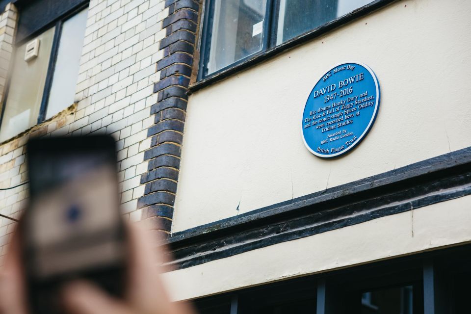 London: Beatles and Abbey Road Tour with Richard Porter - Tube ride to Abbey Road Studios: how to time your energy