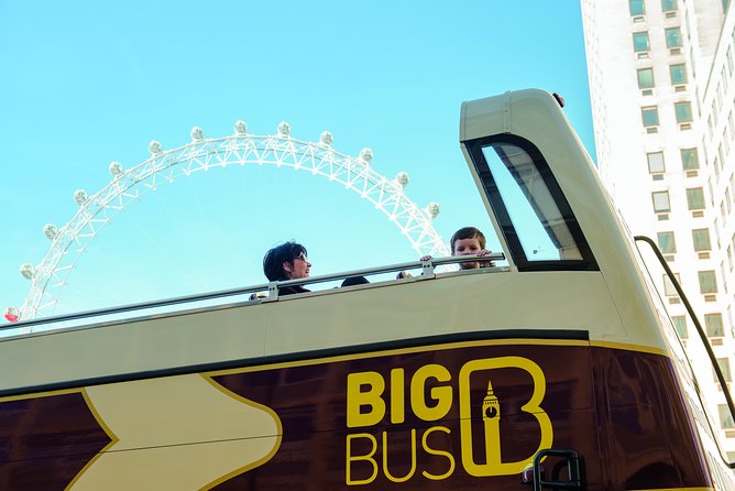 London Big Bus Hop-On Hop-Off Tour with Optional River Cruise - Comfort, crowds, and timing: what to expect in real London weather