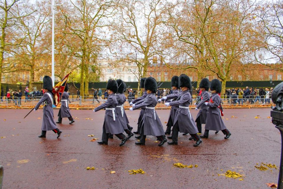 London: Buckingham Palace & Changing of the Guard Experience - St James’s Palace: where the stories get darker and smarter