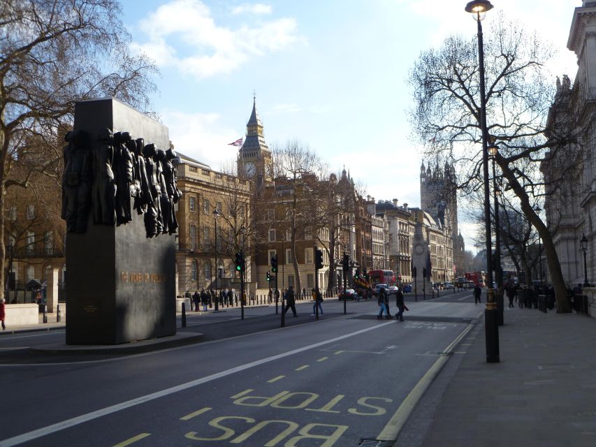 London: Buckingham Palace & Changing of the Guard Experience - Guide quality: where this tour really wins