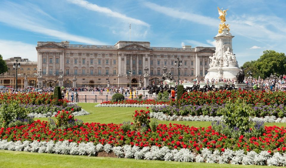London: Buckingham Palace Entry Ticket & Royal Walking Tour - Price and value: what $93 gets you in Buckingham Palace time