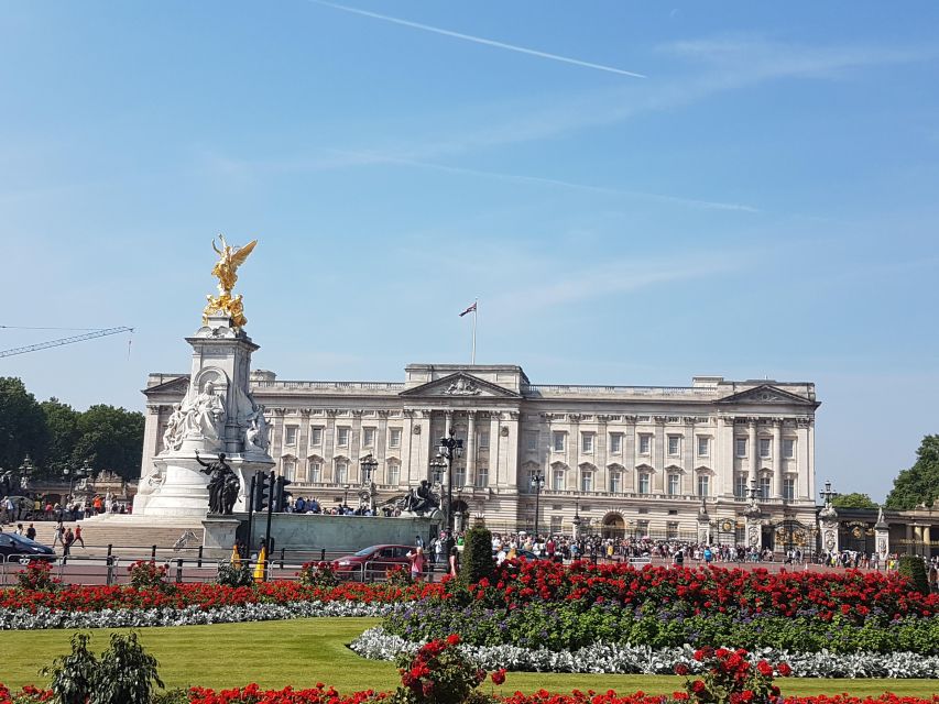 London: Buckingham Palace, Westminster Abbey & Big Ben Tour - Big Ben area vibes without Big Ben entry
