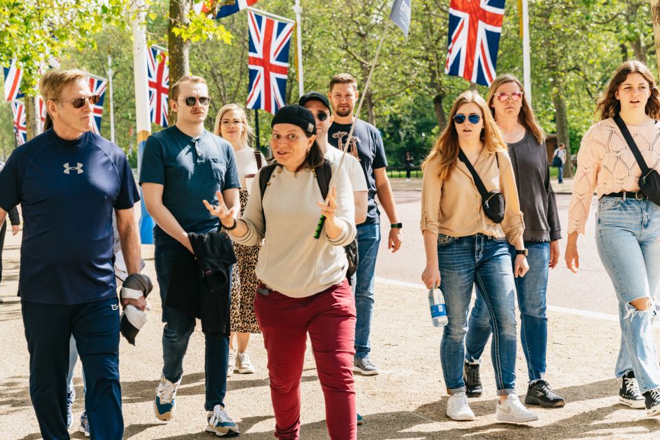 London: Changing of the Guard Tour by Buckingham Palace - Price and value: why $18 is often a smarter buy than it looks