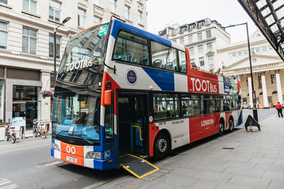 London: Children's Open Top Bus Tour - What you’ll see: the route from Trafalgar Square to Downing Street