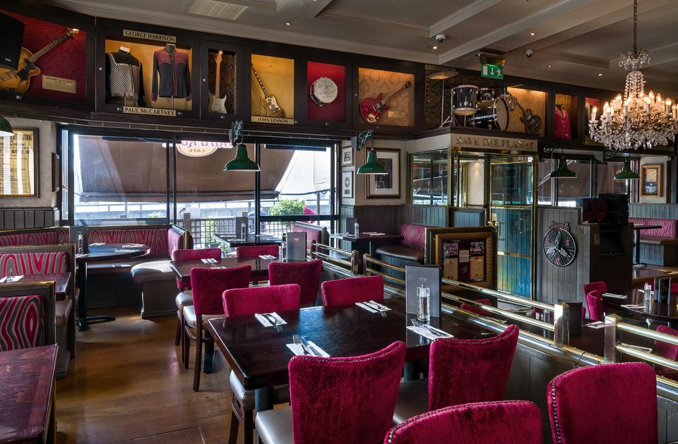 London: Hard Rock Cafe with Set Menu for Lunch or Dinner - Getting Into Hard Rock Cafe London’s Mayfair Scene