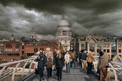 London: Harry Potter Walking Tour in German - Starting at Southwark View Point: where the magic begins