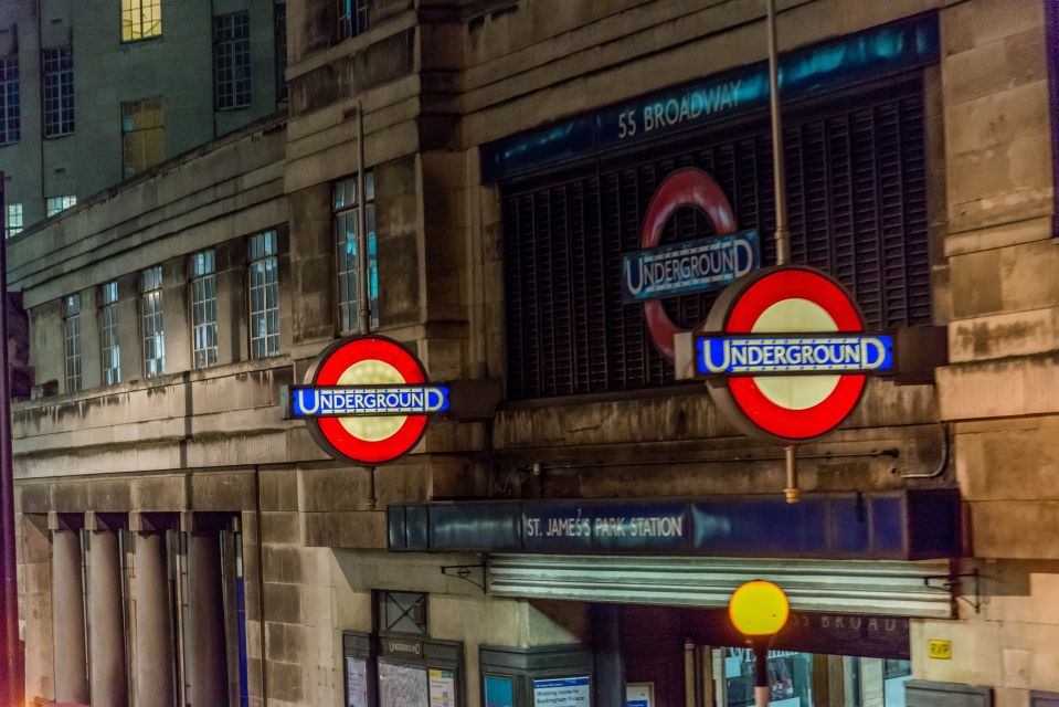 London: Nighttime Open-Top Bus Sightseeing Tour - Tower Bridge to the City: shifting from royalty to business-class London