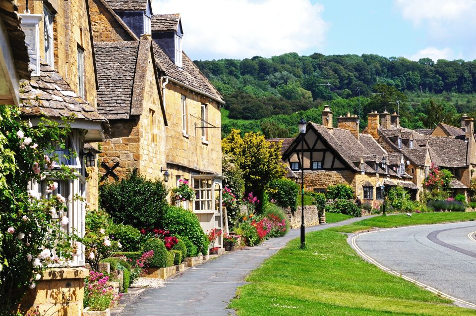 London: Oxford, Stratford, Cotswolds, and Warwick Day Trip - Should you book this Oxford–Cotswolds–Stratford–Warwick Castle day trip?