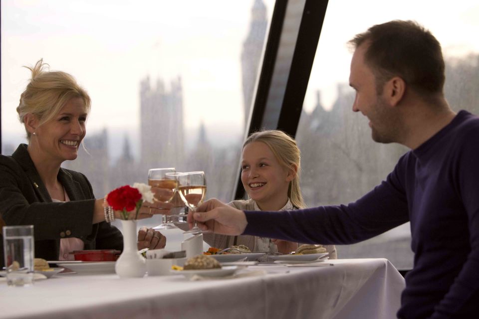 London River Thames Lunch Cruise - Service, the Bar, and Boat Comfort: What to Expect Between Courses