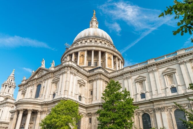 London Sightseeing Walking Tour with 30+ sights - Westminster Abbey and Parliament: the government core in one guided sweep