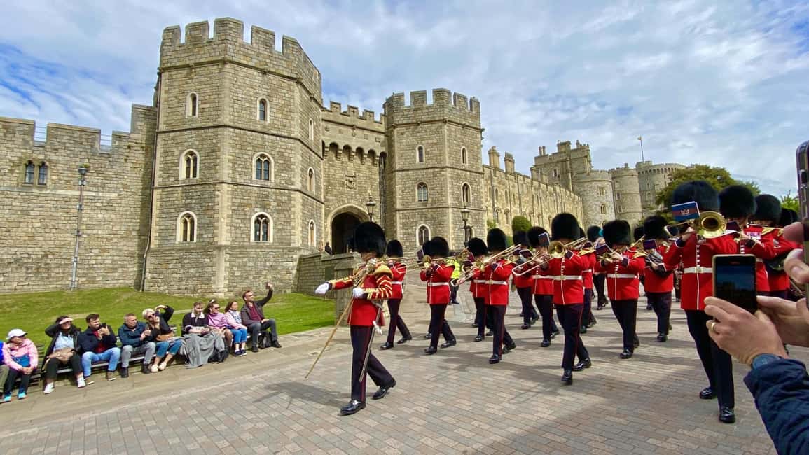 London: Stonehenge, Windsor Castle, Bath, Lacock & Pub Lunch - Stonehenge Visitor Centre: What You’ll Notice in 90 Minutes