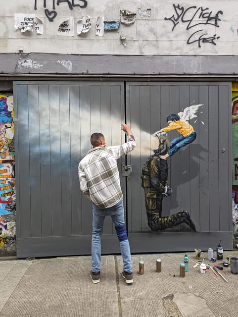 London: Street Art and Graffiti Guided Walking Tour - The 2-Hour Route: Spitalfields to Brick Lane to Shoreditch