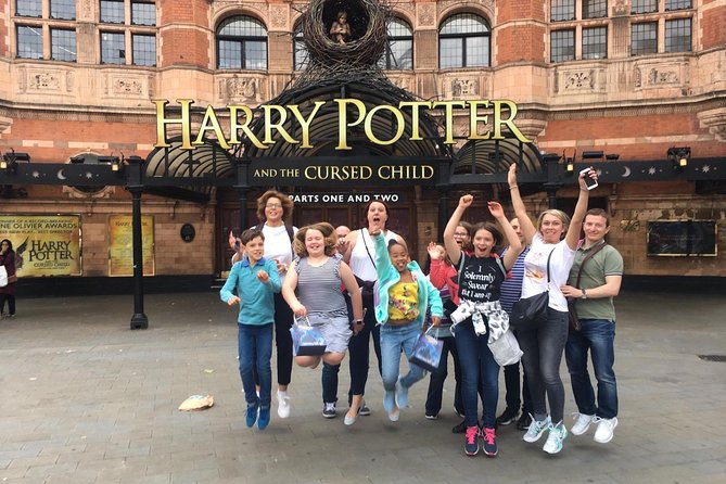 London The Best of Harry Potter Guided Tour (Free for Kids) - Stop 1: King’s Cross and Platform 9¾ (The Photo Reality Check)