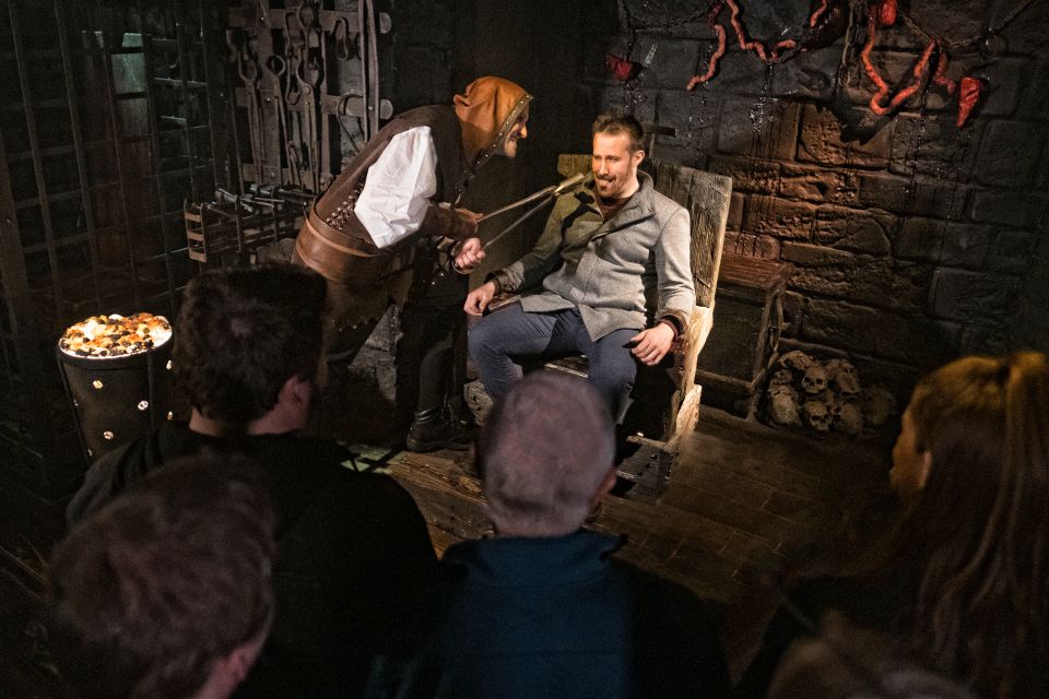 London: The London Dungeon and London Eye Combo Ticket - London Dungeon: timed, acted scenes of London’s darkest stories