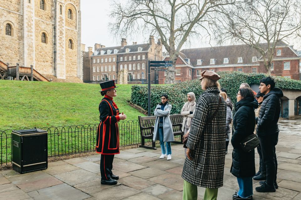 London: Tower of London Entry & Beefeater Private Audience - Who this tour is best for