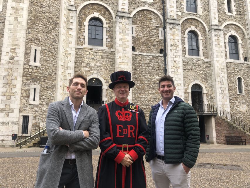 London: Tower of London Tour with Crown Jewels & Beefeaters - Inner Ward and Outer Ward: where the drama continues