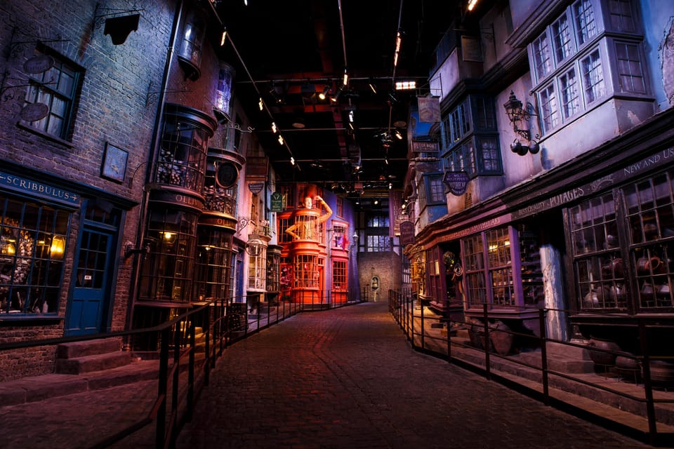 London: Warner Bros. Studio Harry Potter Tour with Transfers - Key Points at a Glance