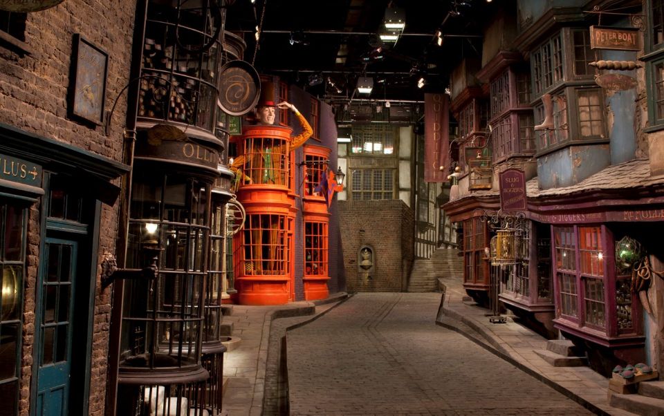 London: Warner Bros. Studio Tour with Return Transportation - The transfer ride: comfortable, but follow the rules