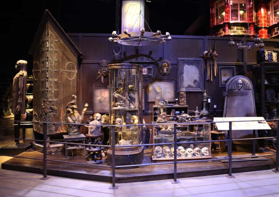 London: Warner Bros. Studio Tour with Transfers - The Double-Decker Transfer: Comfortable Ride, Real-Life Caveats