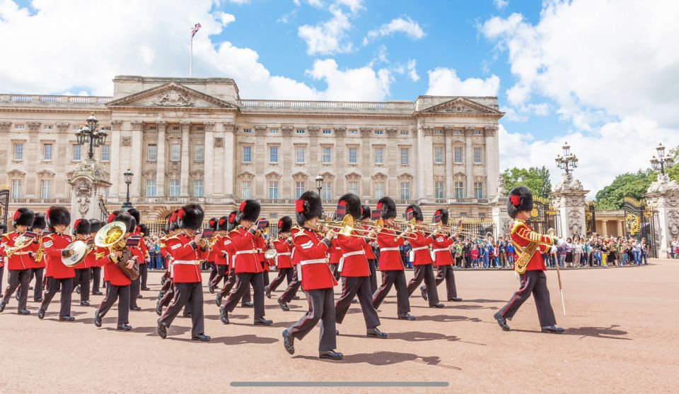 London: Westminster and Changing of the Guard Tour - Price and value: why $24.25 can make sense for London