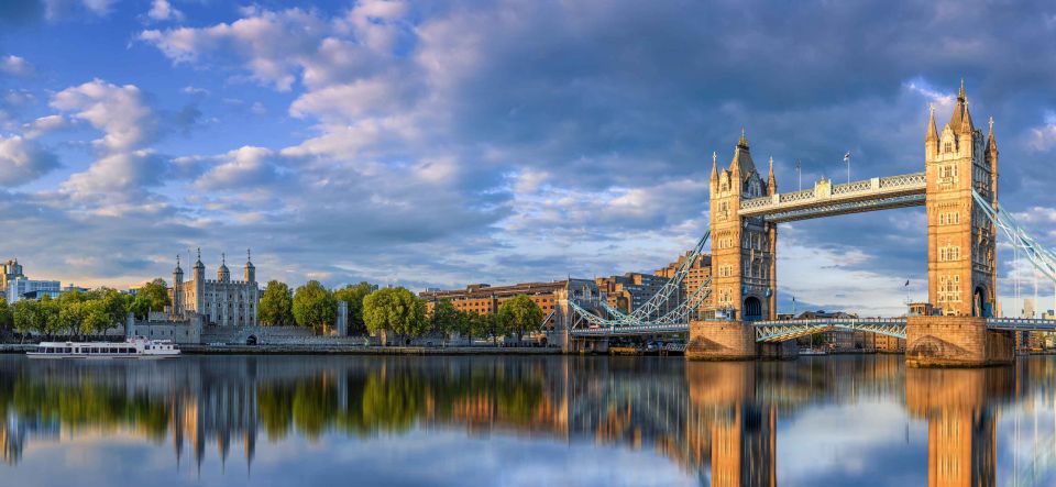 London: Westminster to Tower Bridge River Thames Cruise - One-Way vs Round-Trip: The Difference That Changes the Day