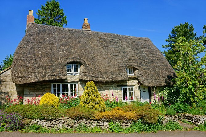 Oxford, Stratford, Cotswolds & Warwick Castle Tour from London - A 10.5-hour sampler day that starts at Victoria