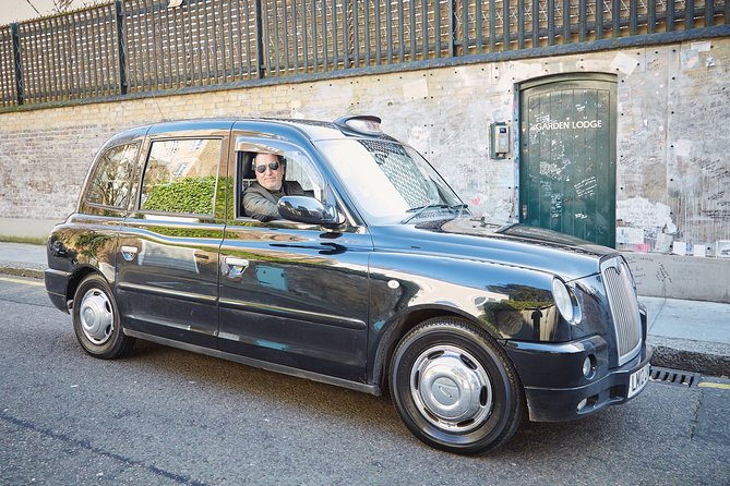 Rock Cab Tours presents Music Legends Private Taxi Tour of London - Regent Street for Bowie’s Ziggy Stardust Shrine