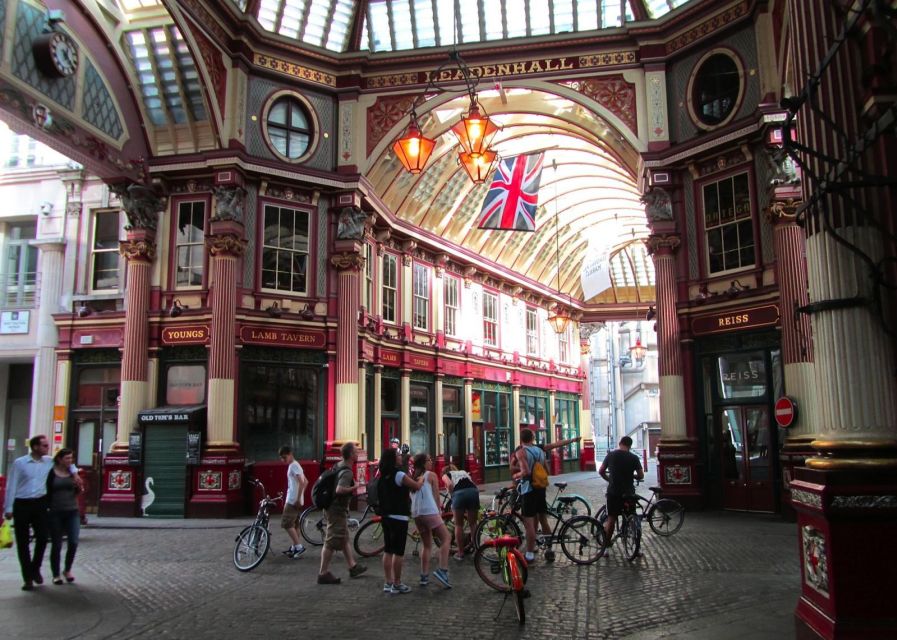 Secret London Tour by Bike - Meeting at Waterloo and getting rolling smoothly