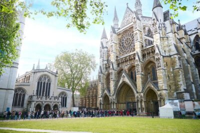 Skip the Line Tower of London & Westminster Tour and River Cruise - Starting at Parliament Square: Big Ben, but with context