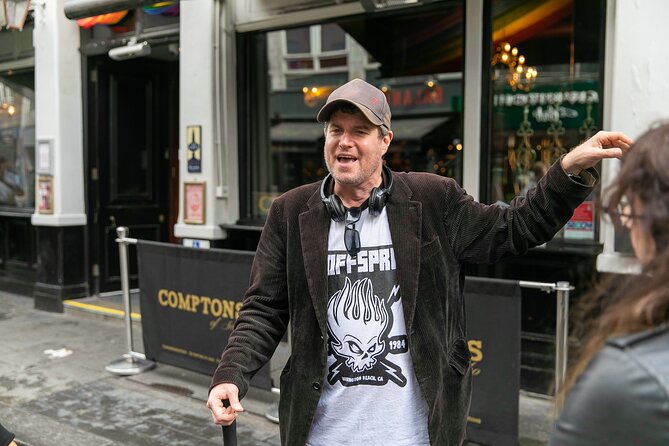 Soho Music & Historic Pubs Tour - Pacing, timing, and what to wear (especially if the weather turns)